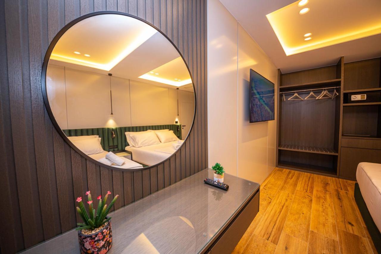 Hotel Lili-1 Sarande Ngoại thất bức ảnh