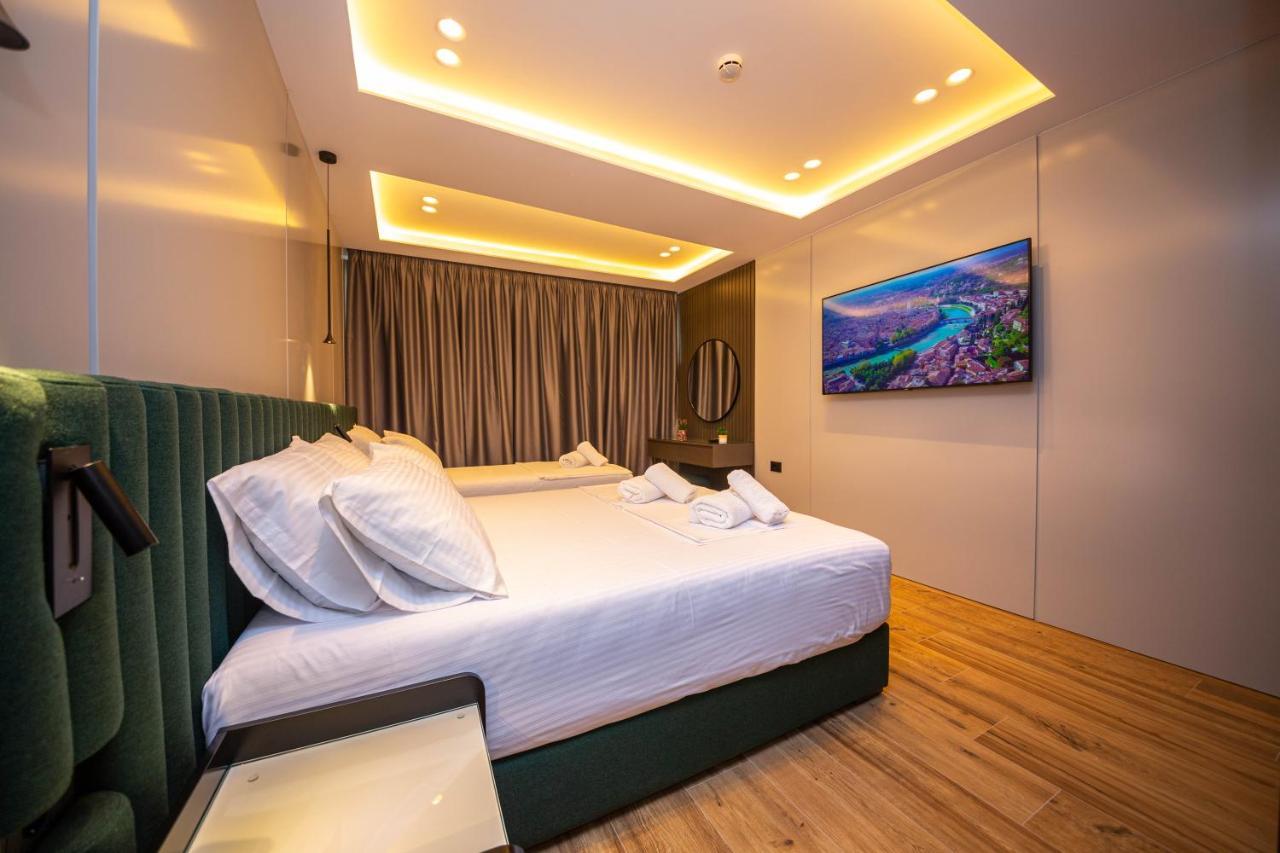 Hotel Lili-1 Sarande Ngoại thất bức ảnh
