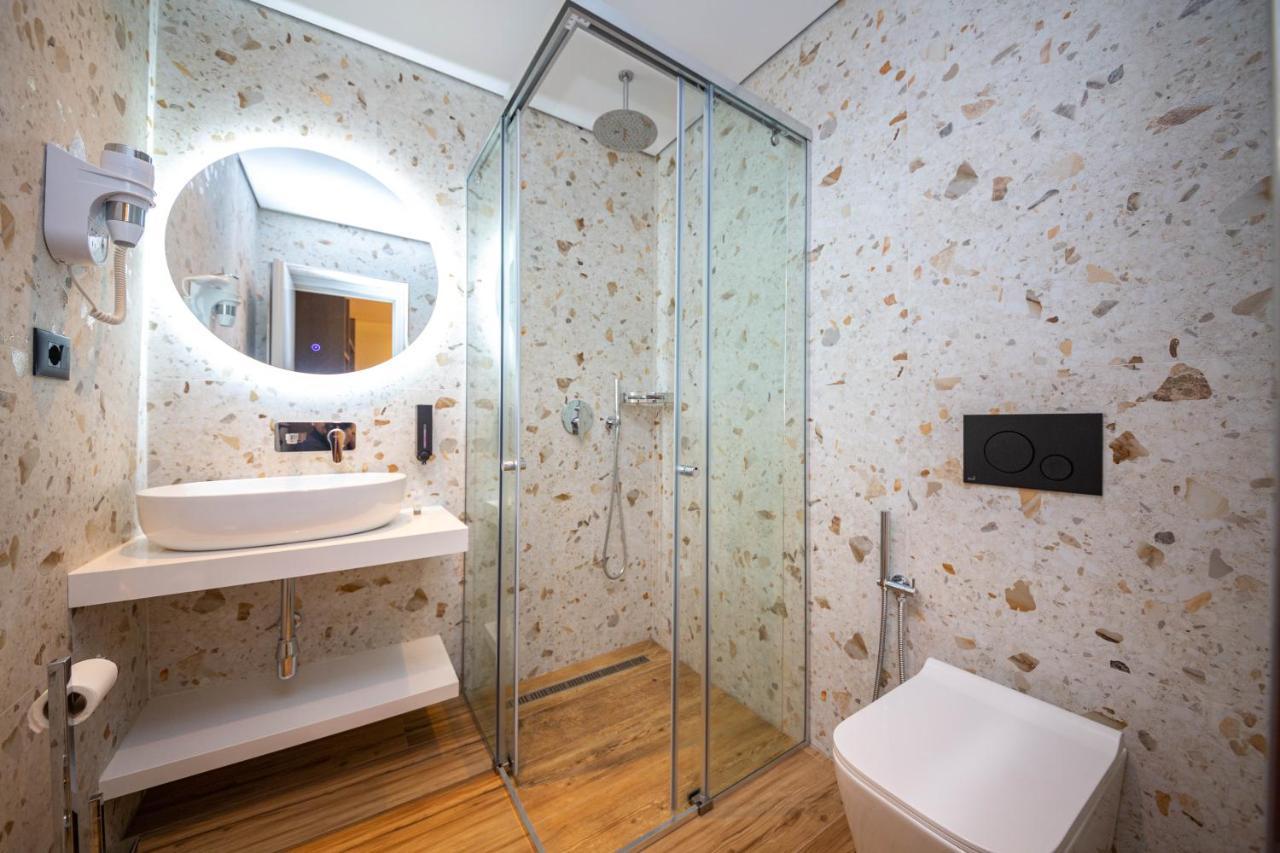 Hotel Lili-1 Sarande Ngoại thất bức ảnh